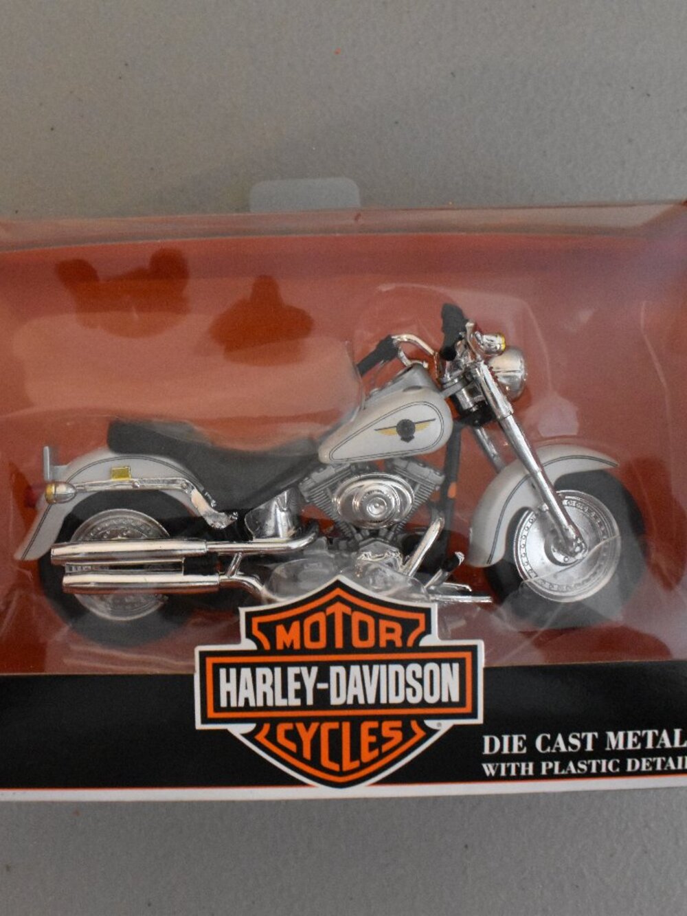 Maisto Harley-Davidson Series 10 2000 FLSTF Fat Boy 1:18 Diecast Unopened